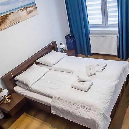 Al-Dom Apartamenty Wisniowy Ogrod Z Garazem Kolobrzeg Exterior photo