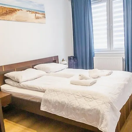 Al-Dom Apartamenty Wisniowy Ogrod Z Garazem Kolobrzeg Exterior photo