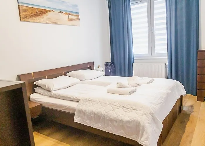 Al-Dom Apartamenty Wisniowy Ogrod Z Garazem