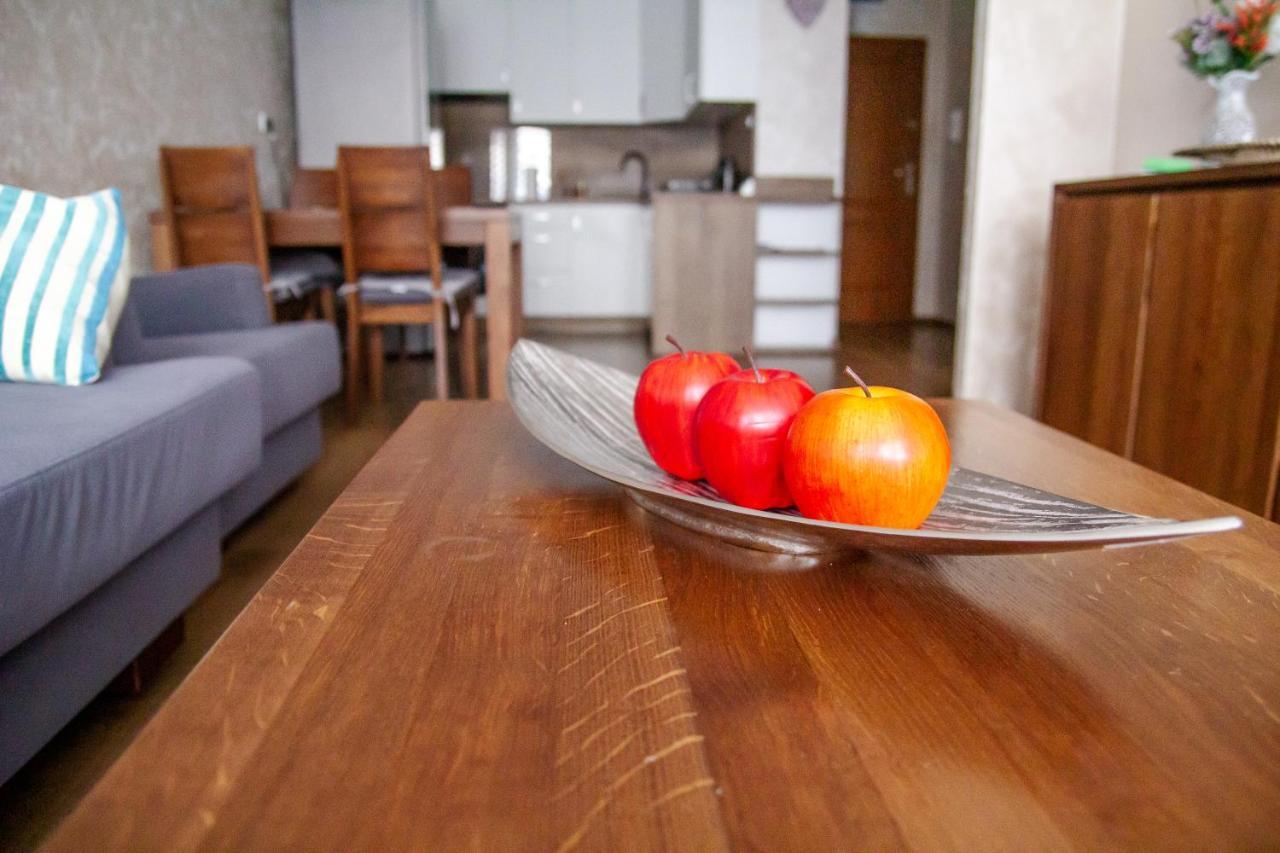 Al-dom Wisniowy Ogrod Z Garazem Apartment